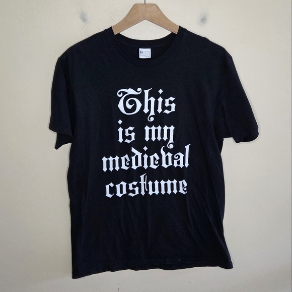 Black Short Sleeve Graphic Tee "This is my medieval costume" Size Medium - Picture 1 of 4